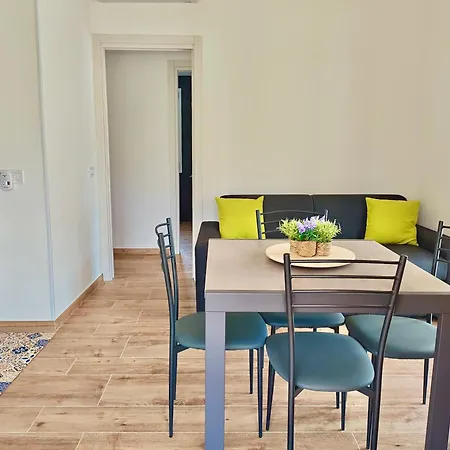 Διαμέρισμα Giada 2 *